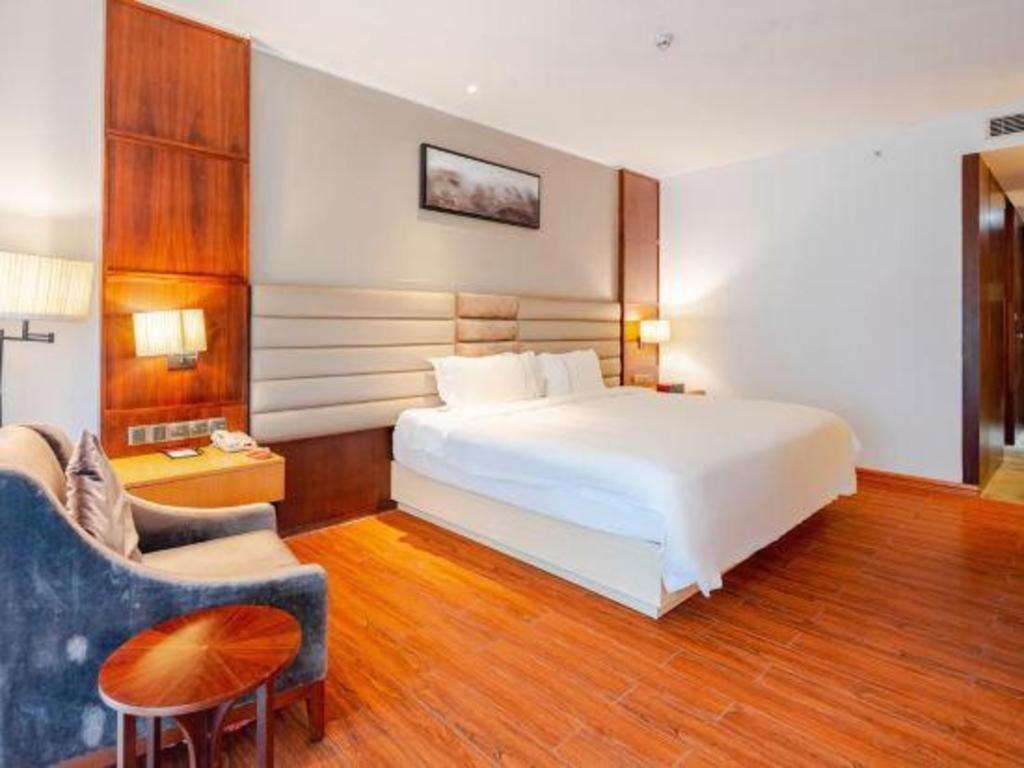 Eadry Royal Garden Hotel Haikou Haikou  Eksteriør bilde